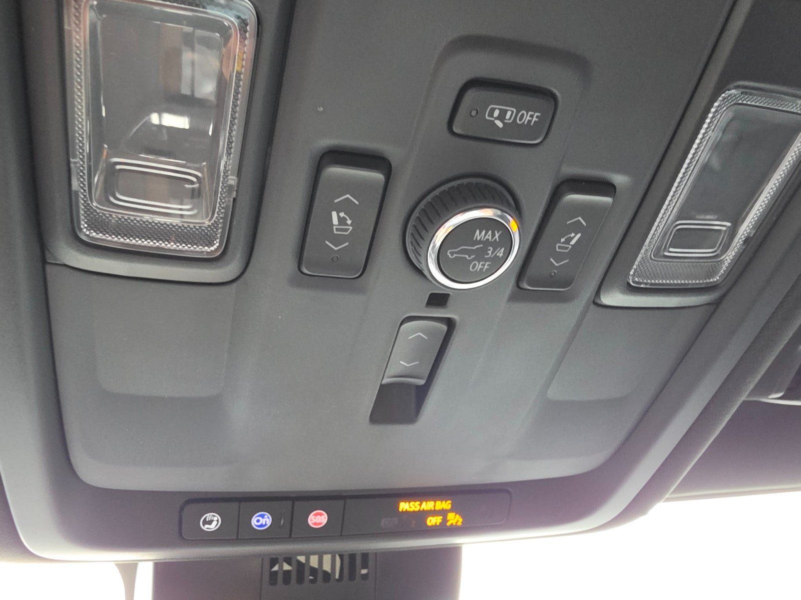Used 2025 GMC Yukon Denali AWD/4WD image 51