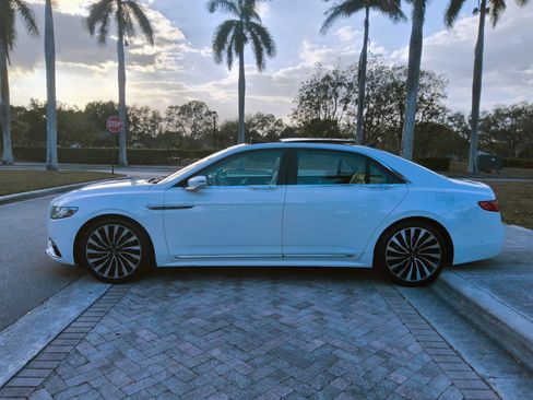 Used 2020 Lincoln Continental Black Label image 18