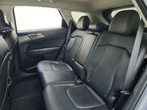 Used 2024 Kia Sportage EX FWD image 25