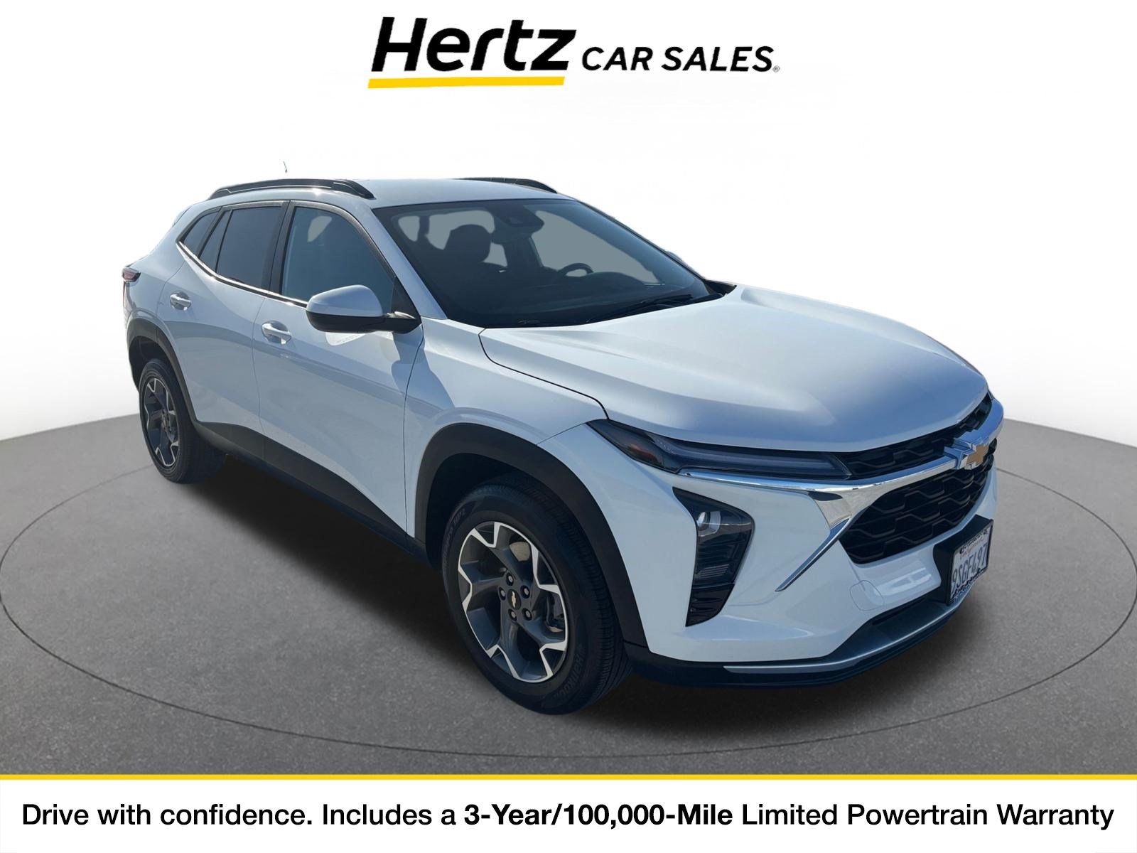 Used 2025 Chevrolet Trax LT FWD image 1