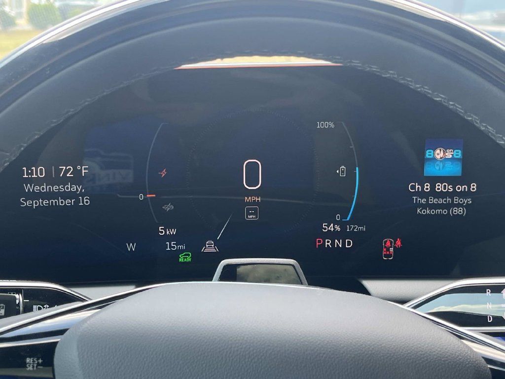 Certified 2026 Cadillac Optiq Luxury 1 RWD image 41