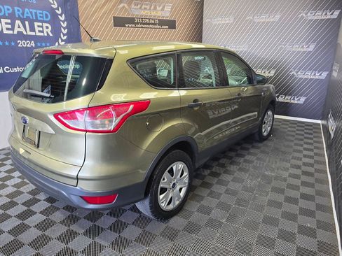 Used 2013 Ford Escape S FWD image 10
