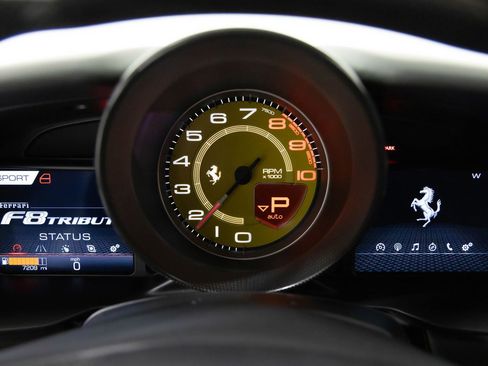 Used 2020 Ferrari F8 Tributo image 30