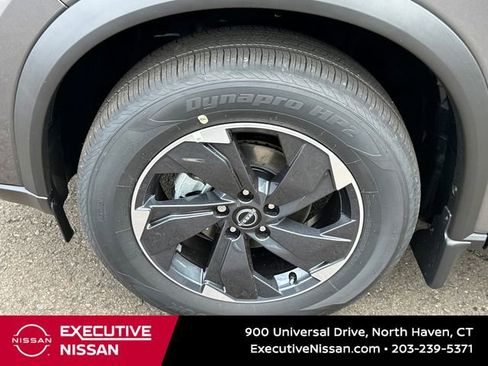 New 2026 Nissan Rogue SV image 8