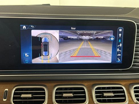 Certified 2024 Mercedes-Benz GLS 450 4MATIC image 32