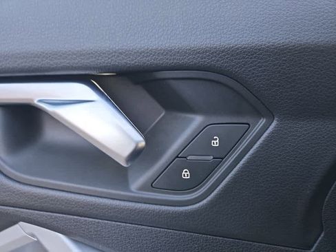 Used 2022 Audi Q3 2.0T Premium Plus w/ Premium Plus Package image 16