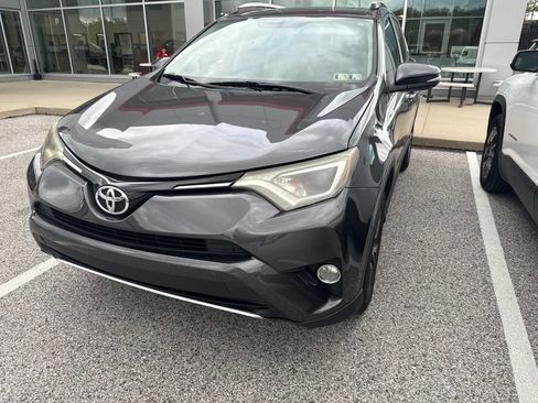 Used 2016 Toyota RAV4 XLE AWD/4WD image 3