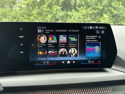 Used 2025 BMW 228i xDrive w/ Premium Package image 18