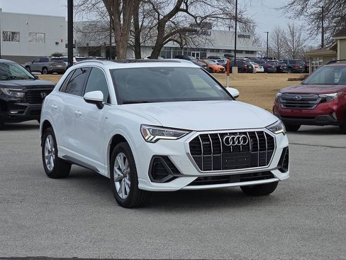 Used 2025 Audi Q3 2.0T Premium image 1