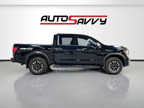 Used 2024 Nissan Titan PRO-4X w/ Pro-4x Convenience Package AWD/4WD image 8