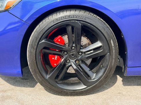 Used 2018 Honda Accord Sport image 24