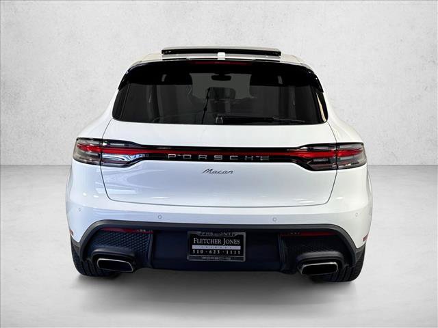 Used 2026 Porsche Macan AWD/4WD image 10