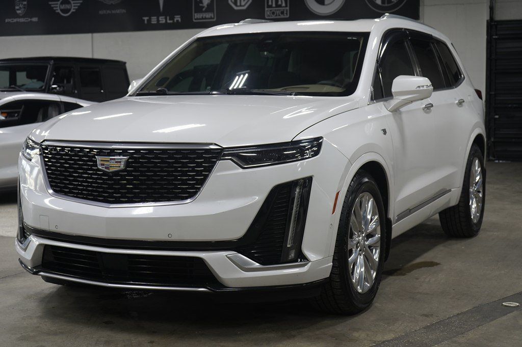 Used 2020 Cadillac XT6 Premium Luxury w/ Platinum Package FWD image 39