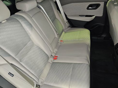 Used 2023 Nissan Rogue SV image 20