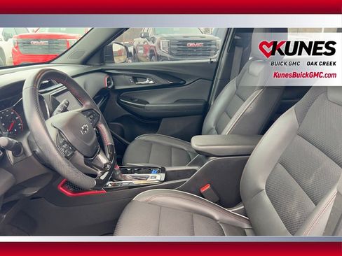 Used 2023 Chevrolet TrailBlazer RS image 13