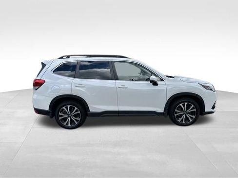 Certified 2023 Subaru Forester Limited AWD/4WD image 9