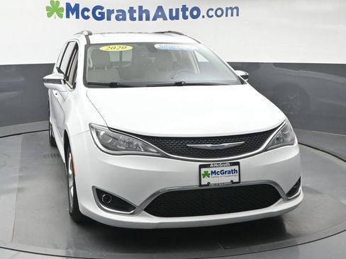 Used 2020 Chrysler Pacifica Limited FWD image 5