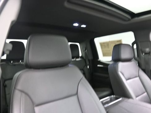 Used 2024 Chevrolet Silverado 1500 LT Trail Boss w/ LT Trail Boss Premium Package image 21