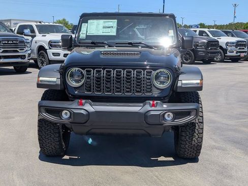 New 2026 Jeep Wrangler Unlimited Rubicon AWD/4WD image 3