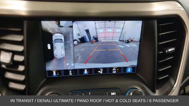 Used 2023 GMC Acadia Denali w/ Denali Ultimate Package AWD/4WD image 34