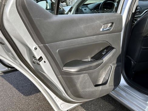 Used 2020 Nissan Altima 2.0 Platinum image 12