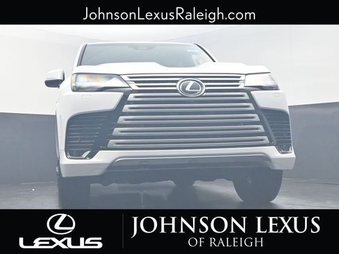 New 2026 Lexus LX 700h Luxury image 16