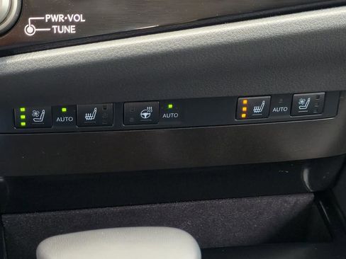 Used 2025 Lexus ES 350 w/ Premium Package FWD image 26