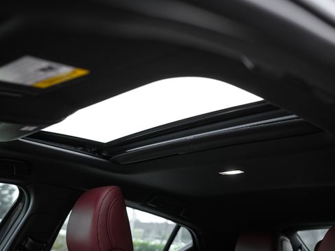 Certified 2025 MAZDA MAZDA3 2.5 S Hatchback w/ Premium Pkg image 27