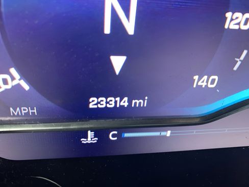 Used 2022 Chevrolet Silverado 1500 LT image 11