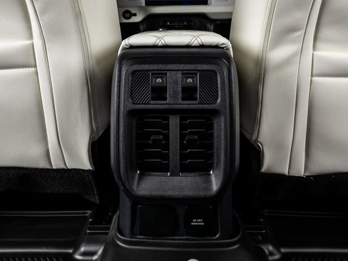 Used 2026 Ford Bronco Heritage Edition AWD/4WD image 27