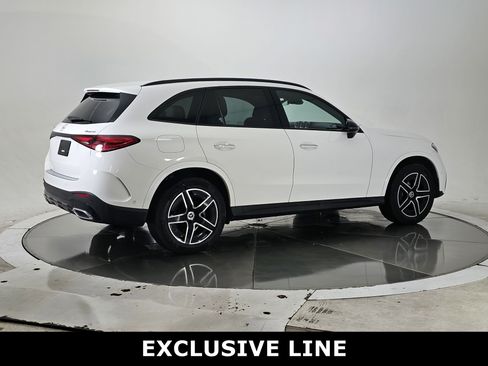 Certified 2025 Mercedes-Benz GLC 300 4MATIC image 2
