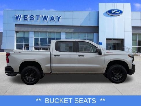 Used 2021 Chevrolet Silverado 1500 LT Trail Boss w/ Bed Protection Package AWD/4WD image 2
