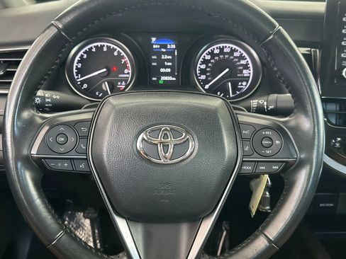 Used 2023 Toyota Camry SE FWD image 10
