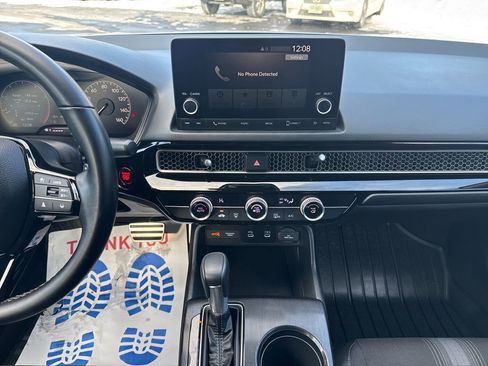 Used 2025 Honda Civic Sport image 17