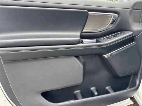 Used 2025 Ford Expedition Max Platinum AWD/4WD image 19