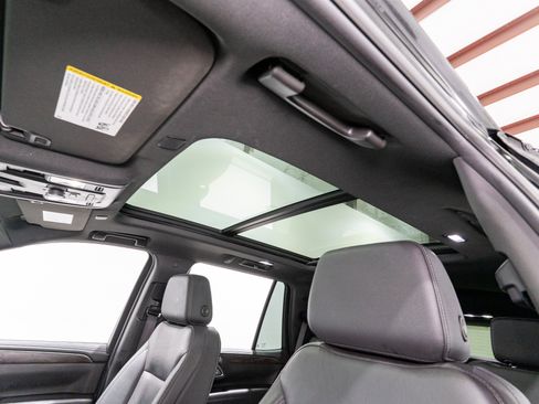 Used 2023 Chevrolet Tahoe LT w/ LT Signature Plus Package RWD image 16