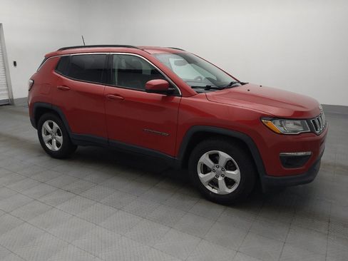 Used 2019 Jeep Compass Latitude w/ Popular Equipment Group FWD image 11