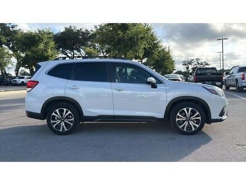 Used 2022 Subaru Forester Limited AWD/4WD image 4