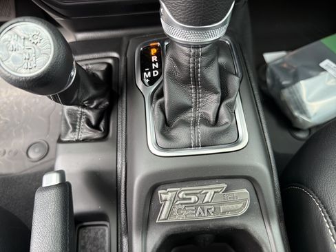 New 2026 Jeep Gladiator Sport AWD/4WD image 25