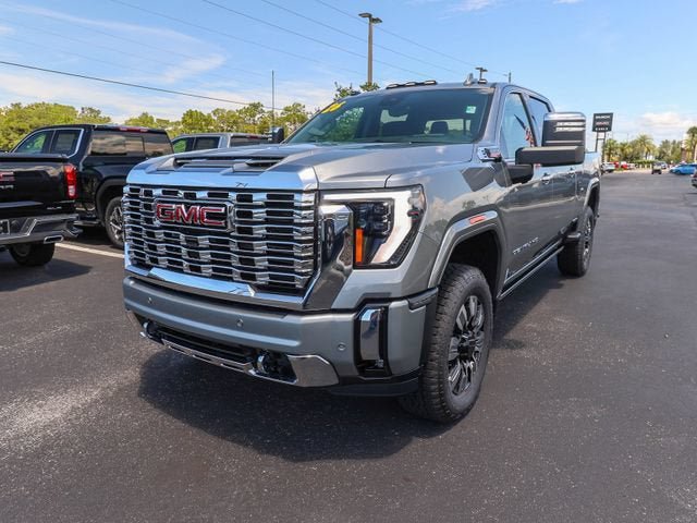 New 2026 GMC Sierra 2500 Denali AWD/4WD image 3