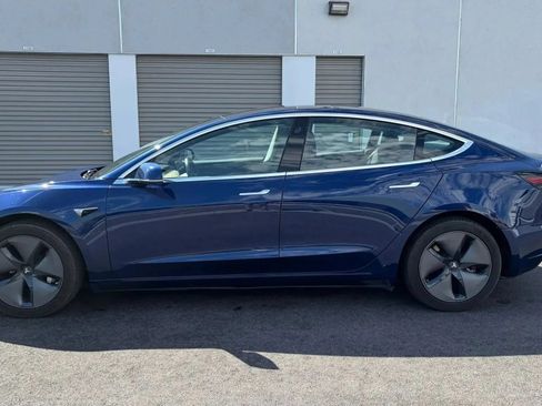 Used 2018 Tesla Model 3 Long Range AWD/4WD image 2