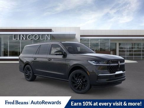 New 2025 Lincoln Navigator L Reserve w/ Jet Appearance Package image 8