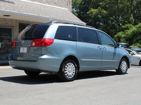 Used 2008 Toyota Sienna LE FWD image 6