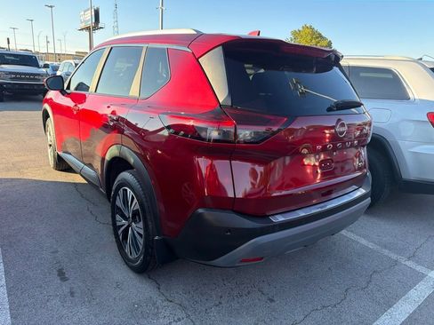 Used 2023 Nissan Rogue SV w/ SV Premium Package FWD image 6