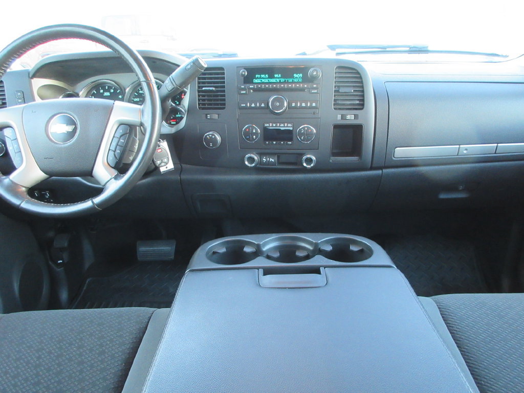 Used 2008 Chevrolet Silverado 2500 LT w/ 1LT Convenience Package AWD/4WD image 21
