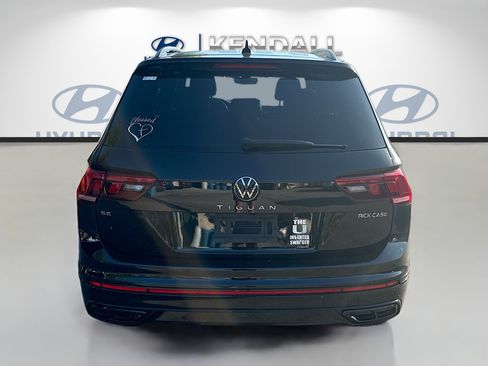 Used 2023 Volkswagen Tiguan SE R-Line FWD image 5