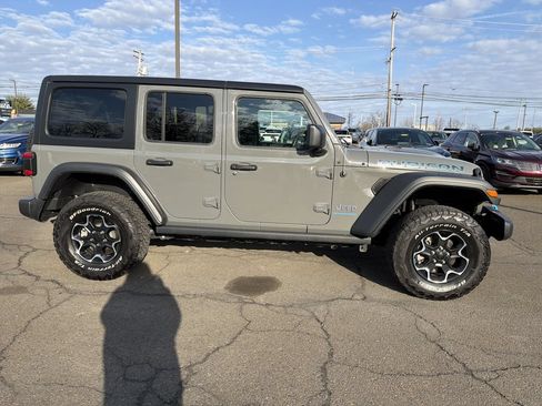 Used 2023 Jeep Wrangler Unlimited Rubicon 4xe w/ Cold Weather Group AWD/4WD image 7