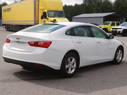 Used 2024 Chevrolet Malibu LS FWD image 7