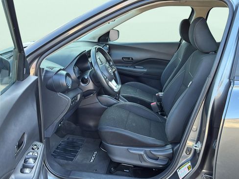 Used 2022 Nissan Kicks S FWD image 14