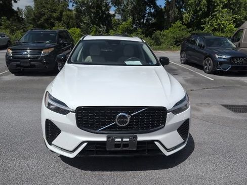Used 2024 Volvo XC60 B5 Plus w/ Protection Package Premier AWD/4WD image 2